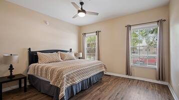 1 chambre, bureau, Wi-Fi gratuit, draps fournis