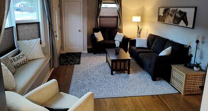 Downtown Sanders Beach Bungalow-