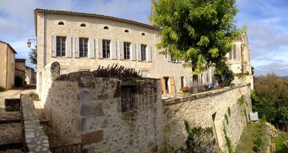 2 bedroom 2 bathroom apartment in an ancient convent c1400.