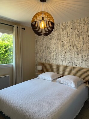 3 bedrooms, iron/ironing board, travel crib, free WiFi