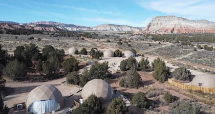 Bryce Glamp And Camp