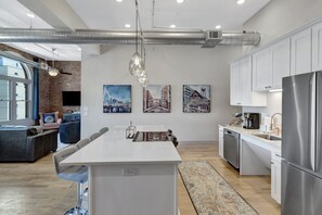 Interior - Majestic Lofts #401- Printers Alley (Nashville)