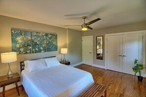 1 bedroom, desk, iron/ironing board, WiFi