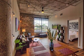 Interior - Chic Ultramodern Loft Suite w/ Designer Features (Saint Louis)