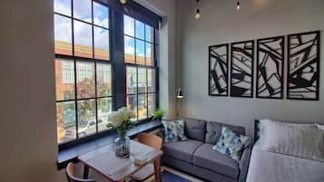 TV, Netflix, streaming services, offices