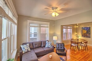 TV, offices - Irises at TG Park | Fenced Backyard+W/D+Storage (Saint Louis)