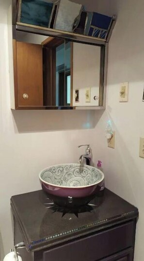 Shower, soap, shampoo