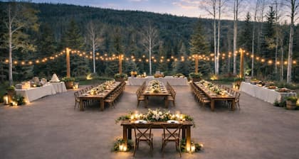 Secluded log cabin on Hurd Creek + Weddings/Events ♥