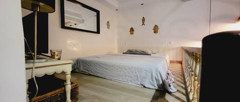 1 quarto, roupa de cama