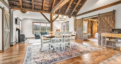 Converted Carriage Barn - The Carriage House Unit1
