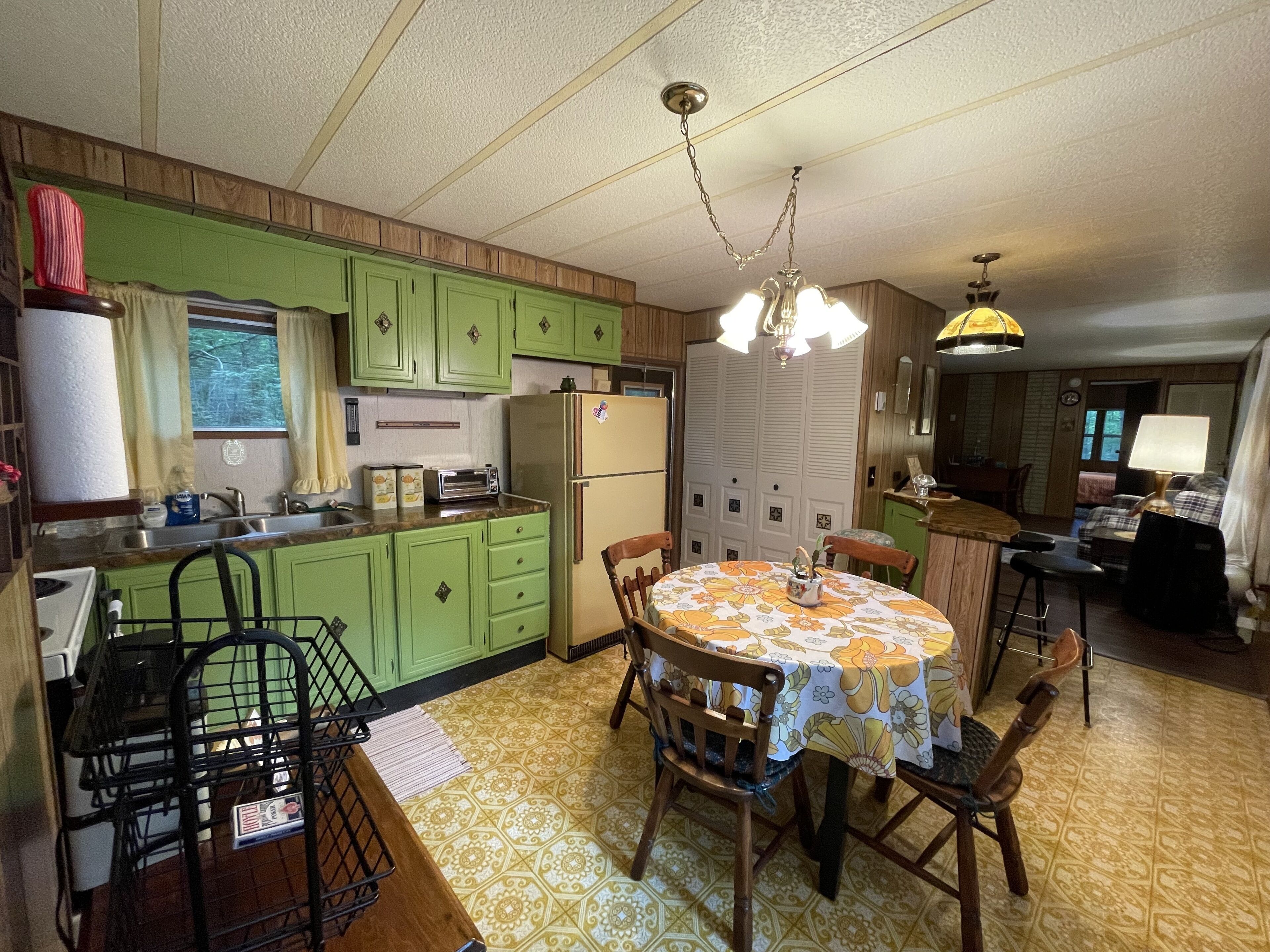 Groovy Getaway secluded retreat