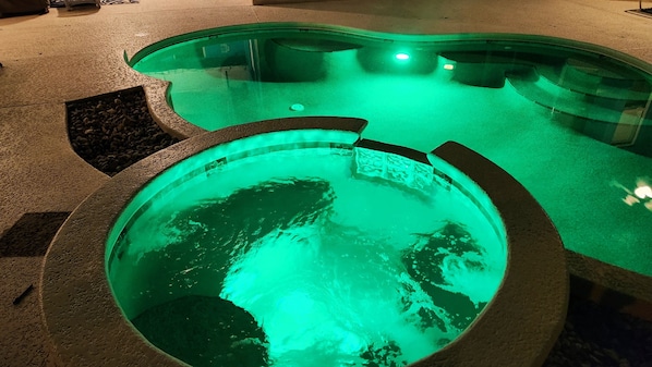 Piscine extérieure, piscine chauffée