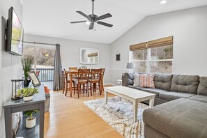 Smart-TV, DVD-Player