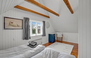 5 bedrooms, free WiFi - Nice home in Ribe with WiFi (Ribe)