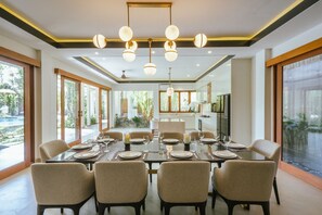 Interior - Villa Reillo (Canggu)