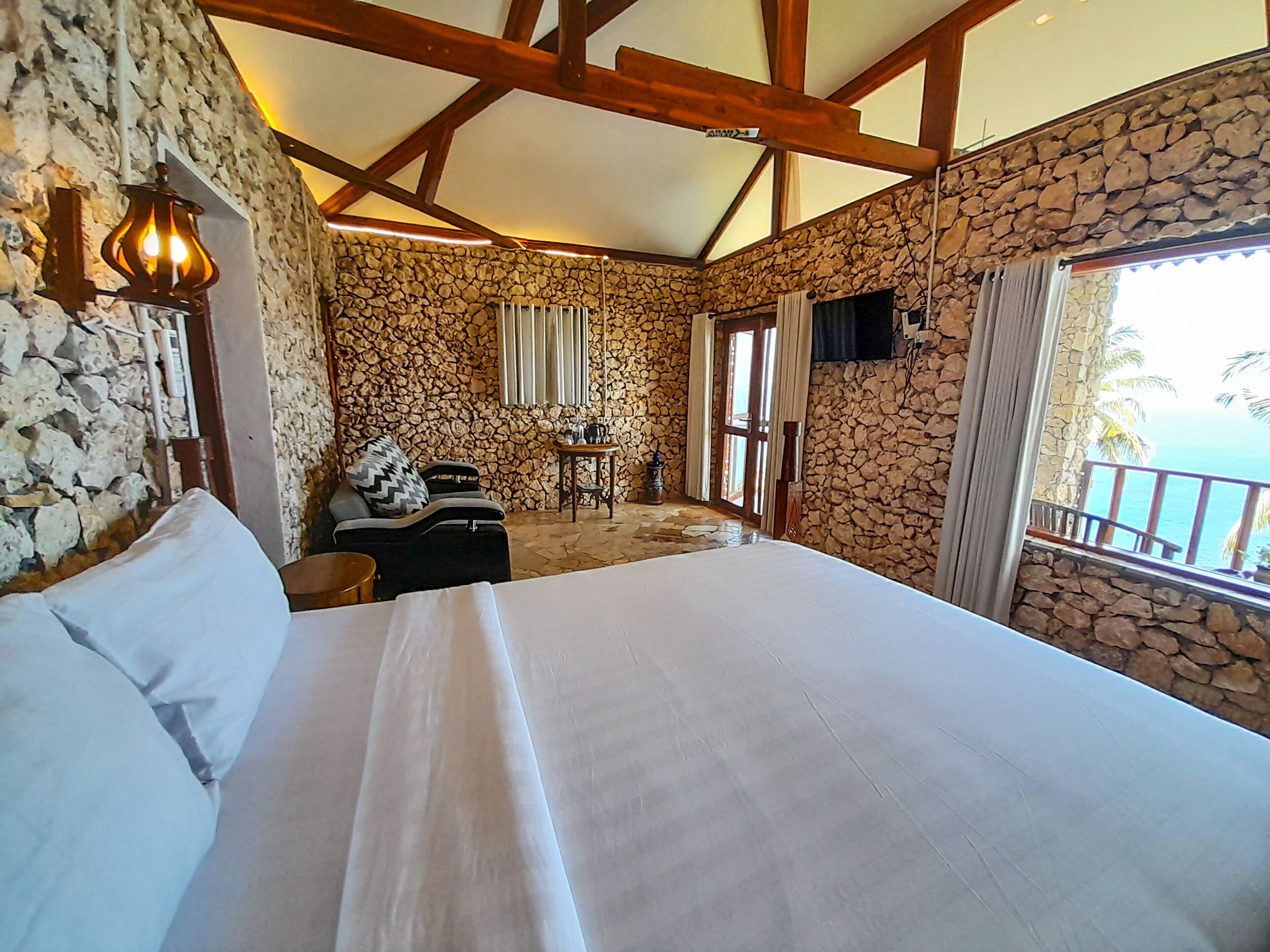 Executive Room | Free WiFi, bed sheets