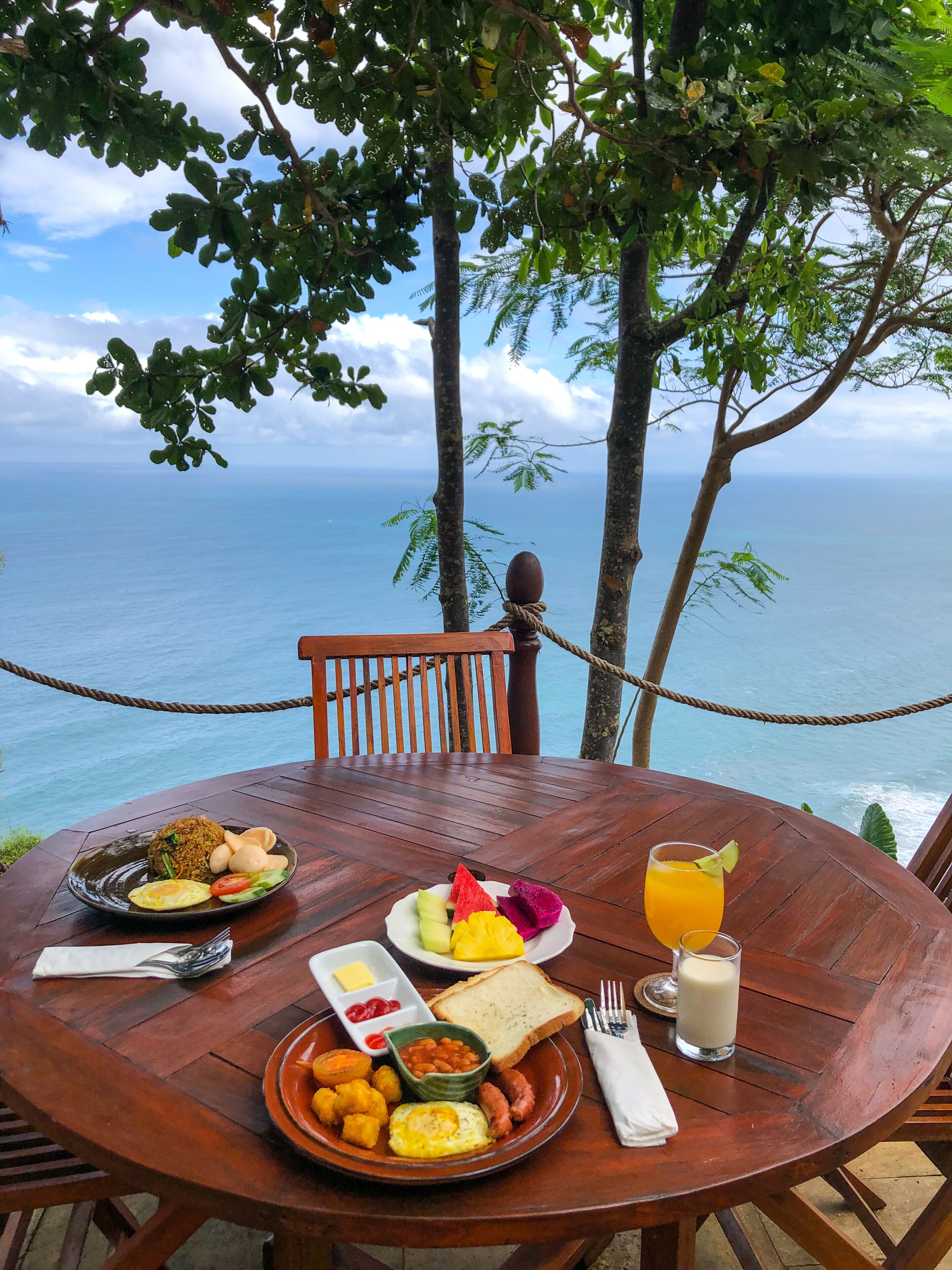 含每日現點現煮早餐