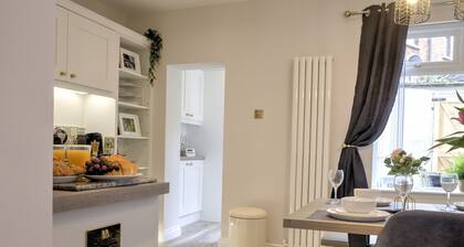 The Belfast Boutique Central Cozy