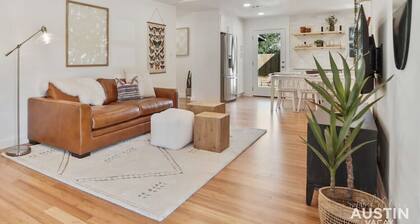 Trendy Zilker House w EV Charger Near SoCo