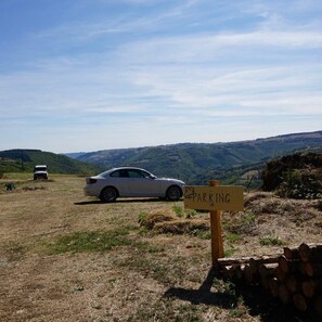 Property grounds - Captivating Tipi dans La foret du Dragon in Murols (Murols)