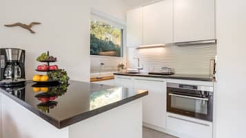 Kühlschrank, Ofen, Herdplatte, Geschirrspüler