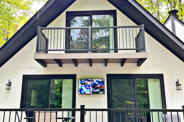 Catch the game and enjoy the great outdoors at the same time