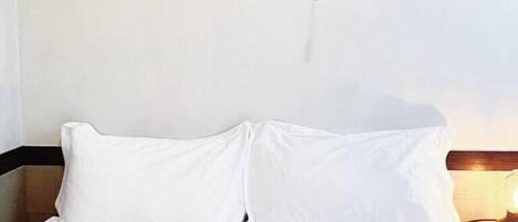 Comfort Double Room | Free WiFi, bed sheets