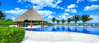 Apartamentos de lujo frente al Mar Caribe