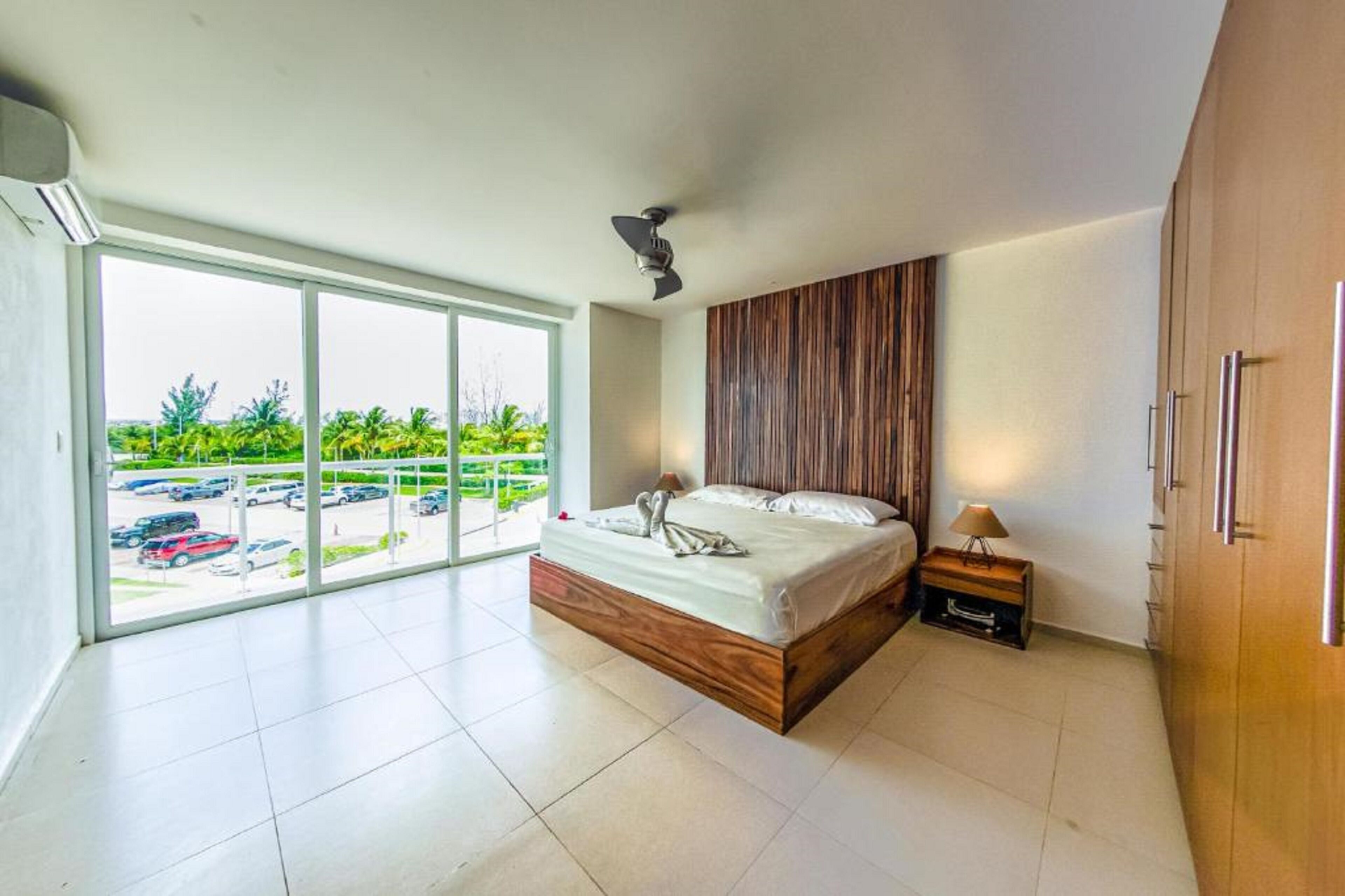 Superior Apartment, 2 Bedrooms, Sea View | In-room safe, laptop workspace, blackout curtains, iron/ironing board