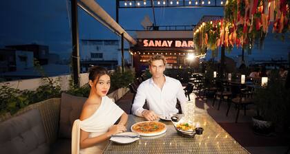 The Gravitique Hotel Khaosan