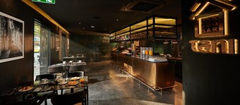  The Gravitique Hotel Khaosan