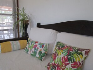 2 bedrooms, desk, iron/ironing board, travel crib