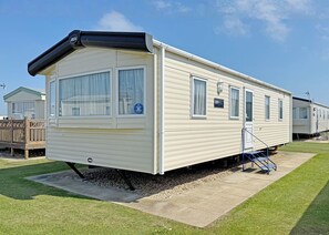Exterior - Spacious 12ft wide caravan with one double and one twin. (Ingoldmells, Nr Skegness)
