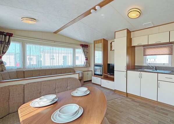 Interior - Spacious 12ft wide caravan with one double and one twin. (Ingoldmells, Nr Skegness)