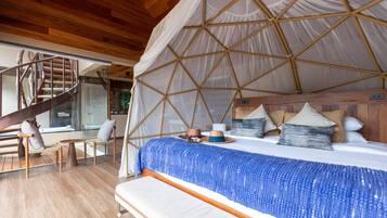 Tree Pool Villa | Premium bedding, minibar, in-room safe, individually decorated