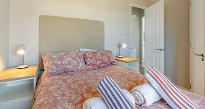 2 bedroom accommodation in Charlton Adam, Somerton