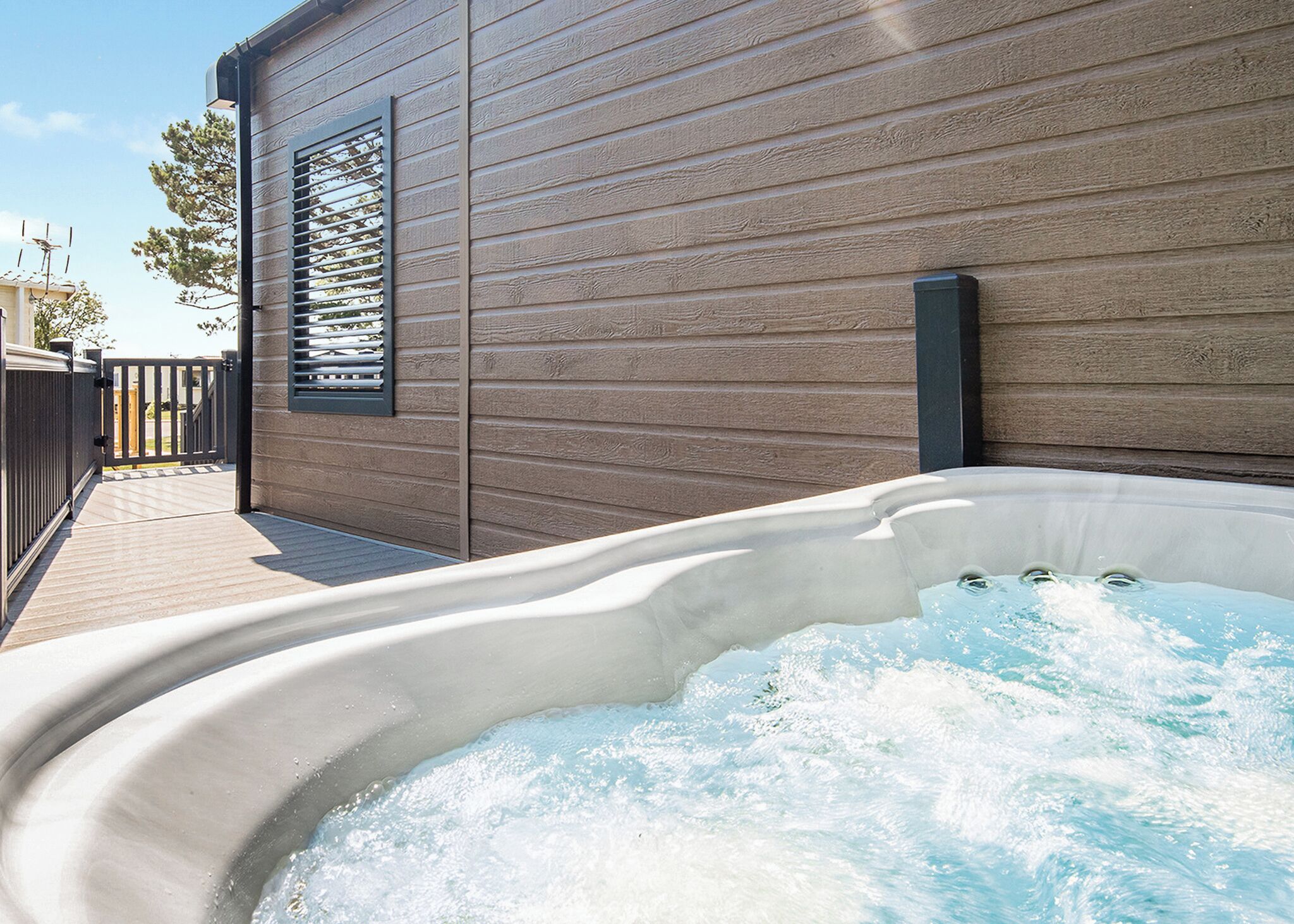 Baignoire à remous extérieure