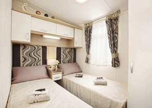 3 bedrooms, free WiFi - 3 bedroom accommodation in Newquay (Newquay)