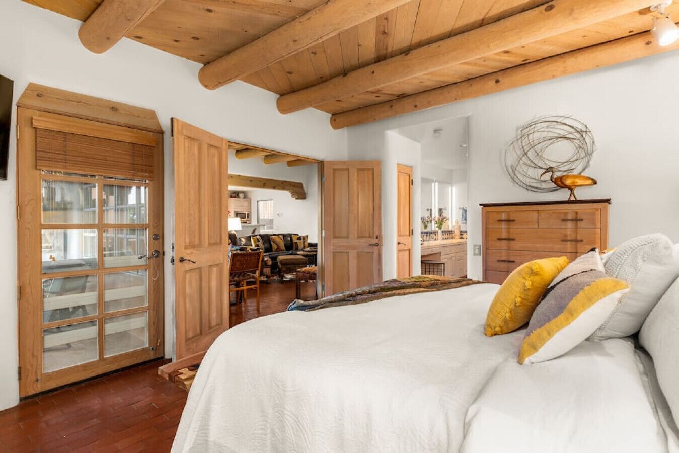 2 chambres, fer et planche à repasser, lit parapluie, Wi-Fi