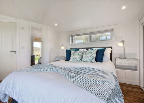 This Studio Lodge is perfect for couples.