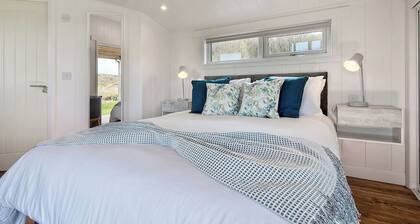This Studio Lodge is perfect for couples.