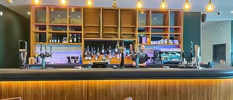 Bar (in der Unterkunft)