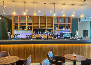 Bar (en el alojamiento)