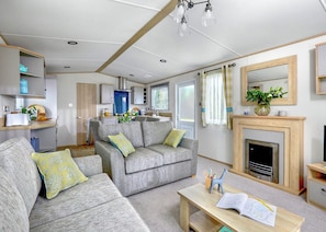 House - Thoughtfully designed for comfort and style. (Withernsea)