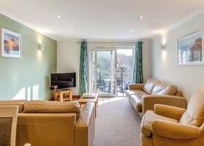 Living area - One bedroom apartment with one twin and en suite W. (Watergate Bay, Nr Newquay)