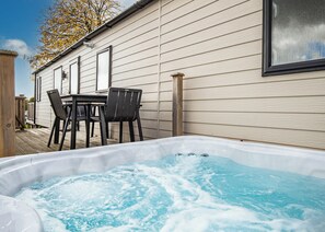 Outdoor dining - Luxurious modern caravan with one double with en suite W. (Narberth)