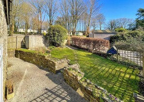 Property grounds - 2 bedroom accommodation in Tavistock (Tavistock)