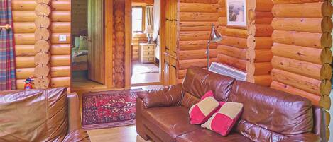 Fernseher, Kamin