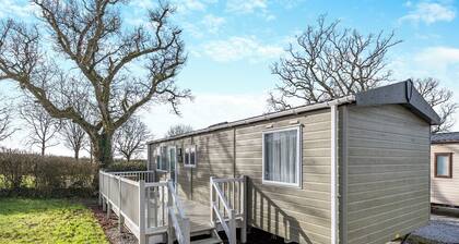 2 bedroom accommodation in Woodbury