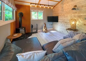 Interior - Unique contemporary style one bedroom lodge perfect for a romantic gateway. (Water Yeat, Nr Coniston)